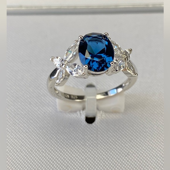 Primrose Sterling Silver Simulated Sapphire and Cubic Zirconia Ring Size 7 New - Picture 4 of 7